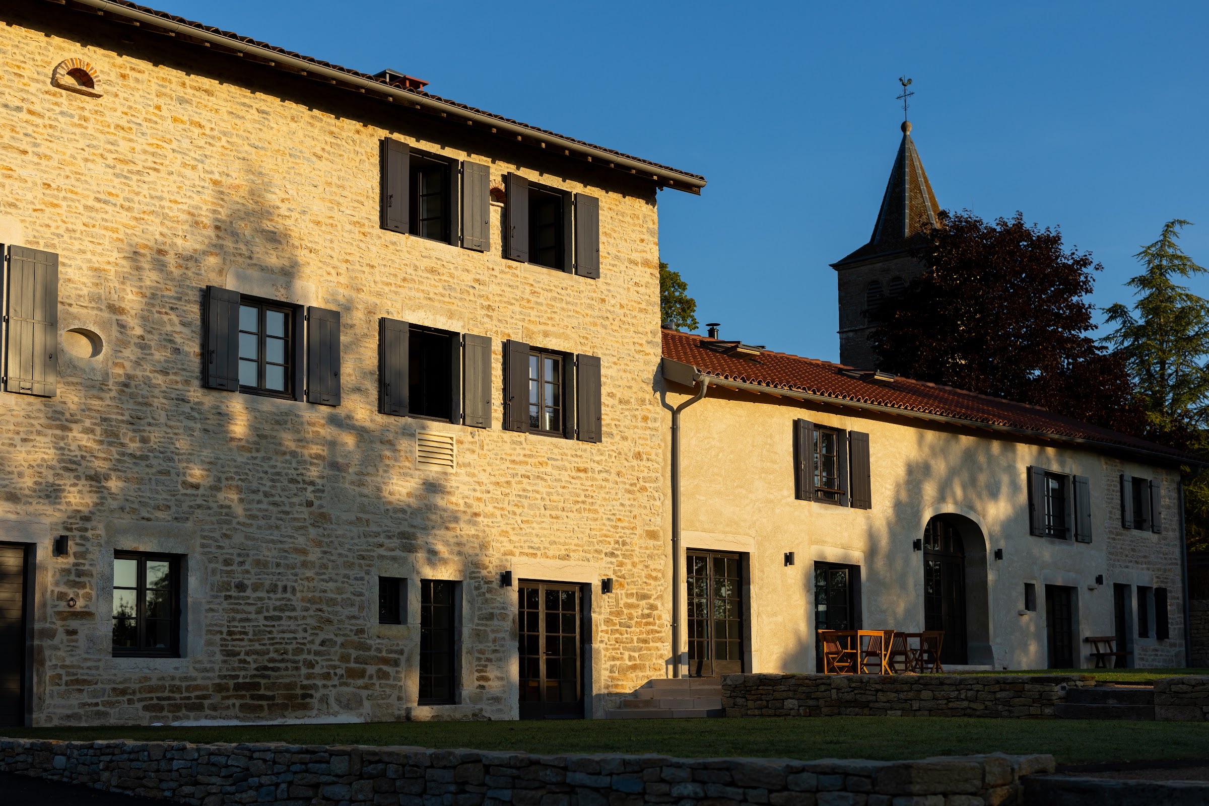 Façade de l'Auberge de Marigna