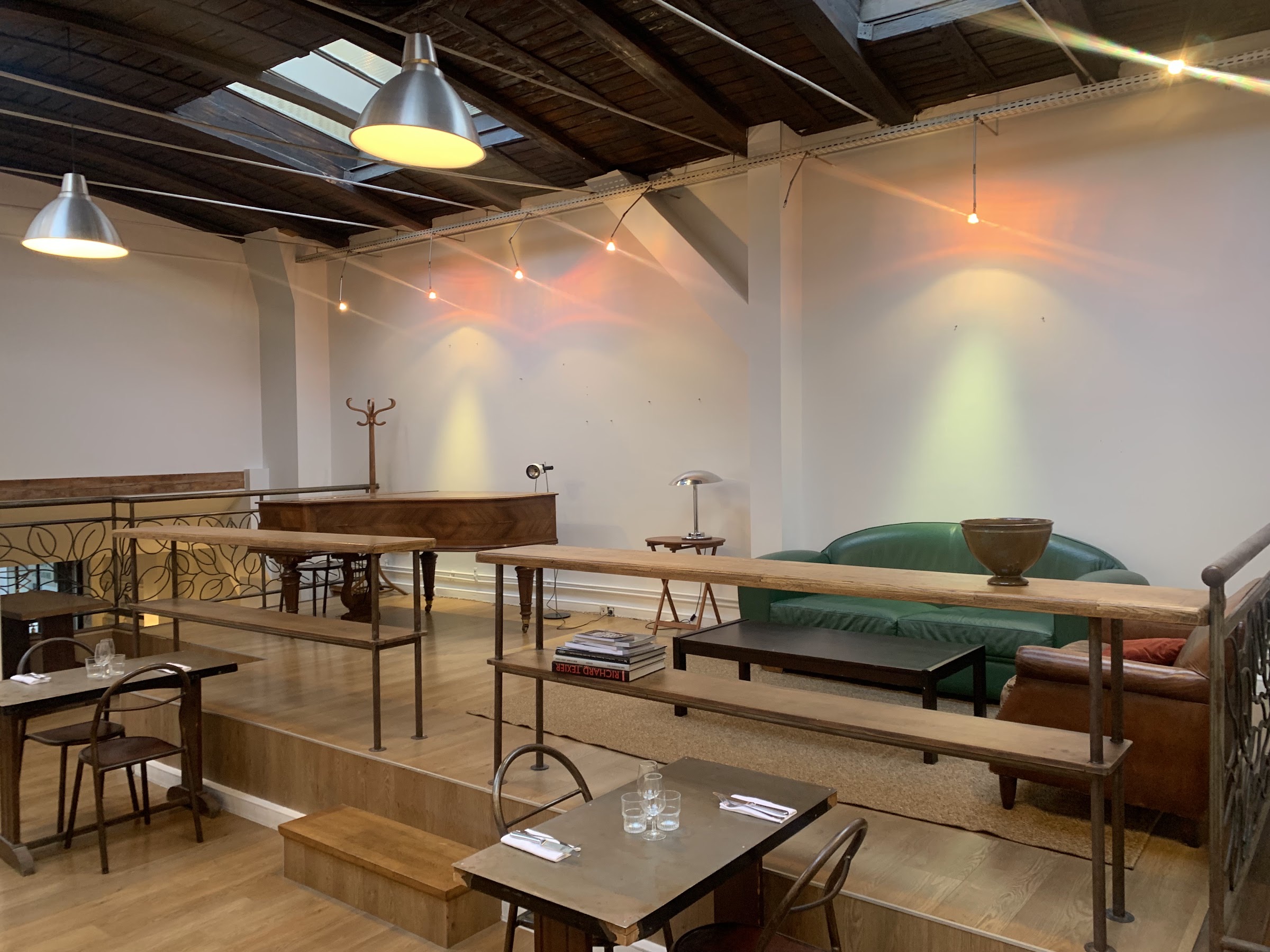 Salle du Café de l'Usine